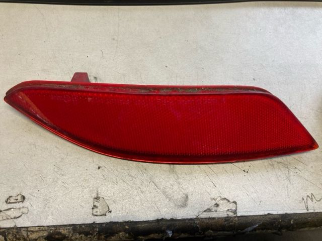 Honda Vezel RU3 RR Bumper Reflector