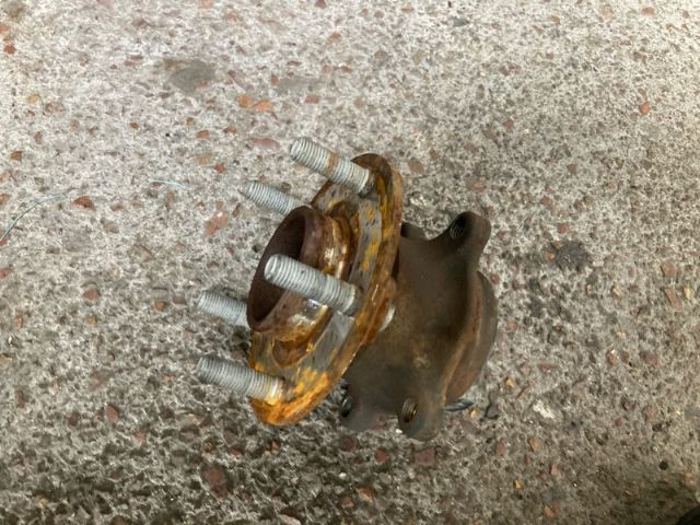 Ford Focus LW2 2012-on LR Hub Bearing