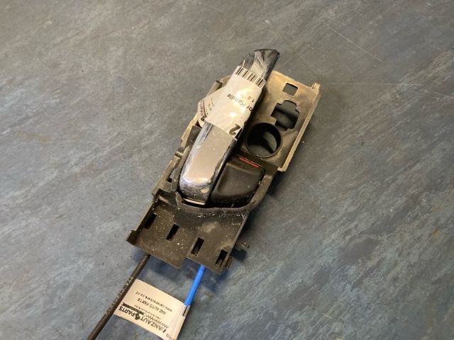 Honda Vezel RU3 RF Door Interior Handle
