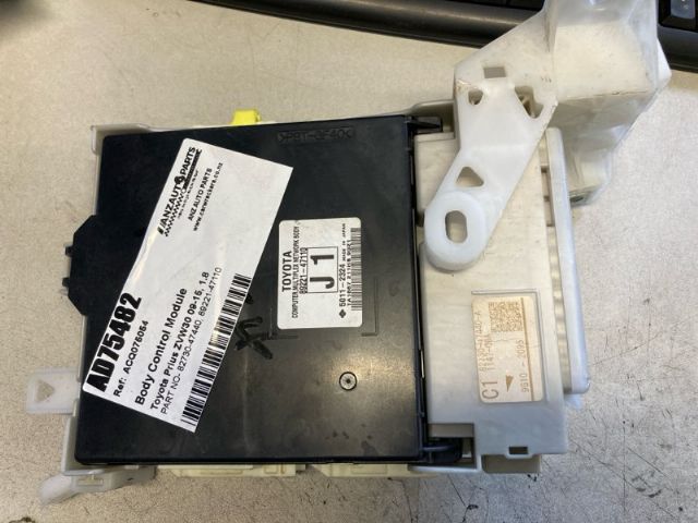 Toyota Prius ZVW30 09-15 Body Control Module