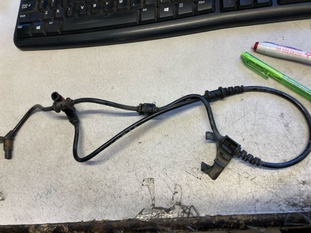 Mercedes-Benz ML W164 2006-2011 LF ABS Sensor