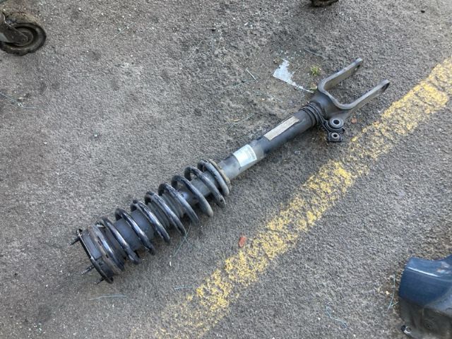 Mercedes-Benz ML W164 2006-2011 RF Shock Absorber