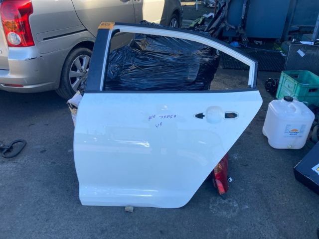 Toyota Corolla ZRE212 LR Door Shell