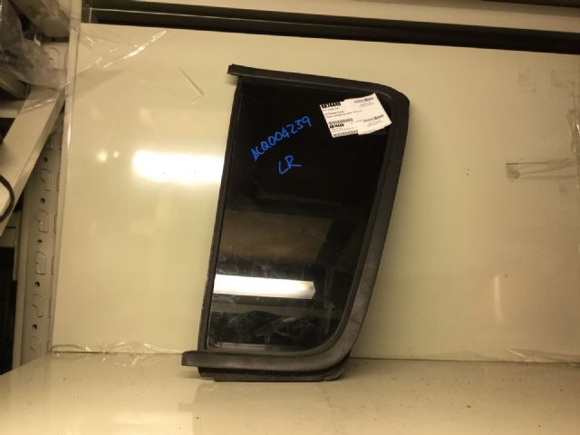 Nissan Pathfinder R51 08/05-12/12 LR Quarter Glass