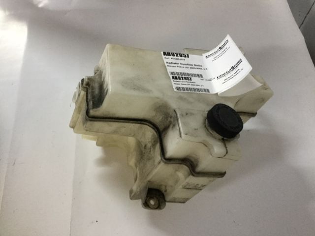 Nissan Teana J31 2003-2005 Radiator Overflow Bottle