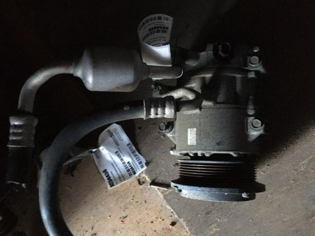 Toyota Hiace TRH200 Air Compressor