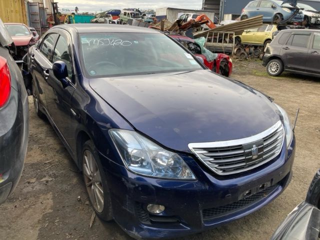 Toyota Crown GWS204 2008-2012