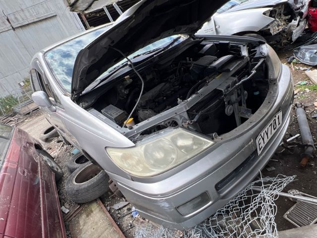 Nissan Presage U30 1998-2003