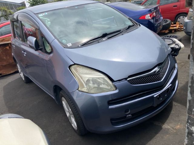 Toyota Ractis SCP100 2005-2009