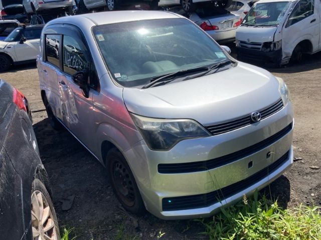 Toyota Porte/Spade NCP141