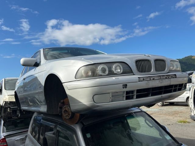 BMW 5 Series E39 540i