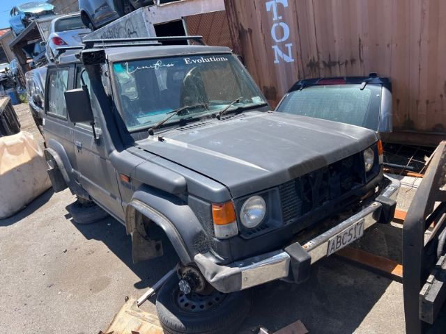 Mitsubishi Pajero L14