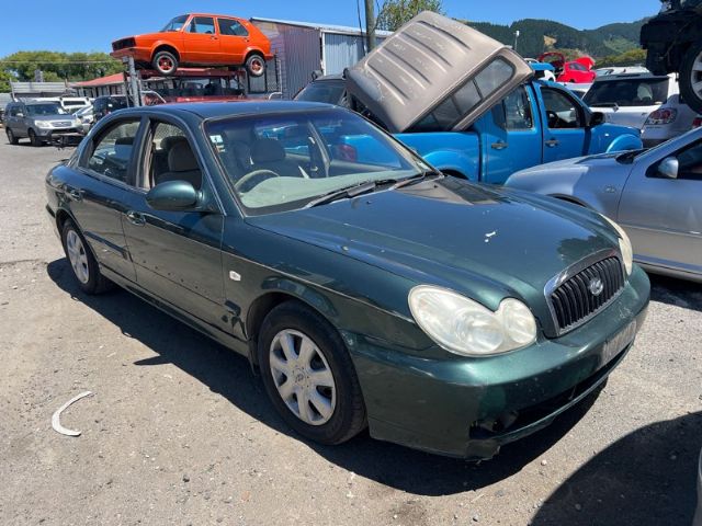 Hyundai Sonata KMHEM41 1998-2001