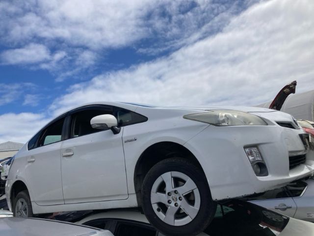 Toyota Prius ZVW30 09-15