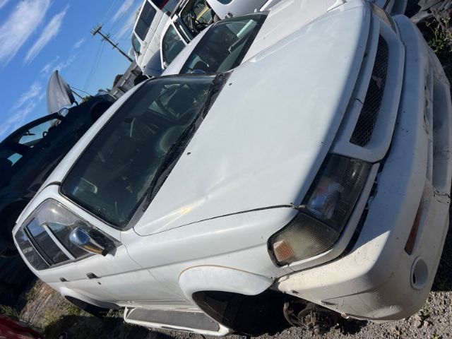 Mitsubishi Challenger K96W
