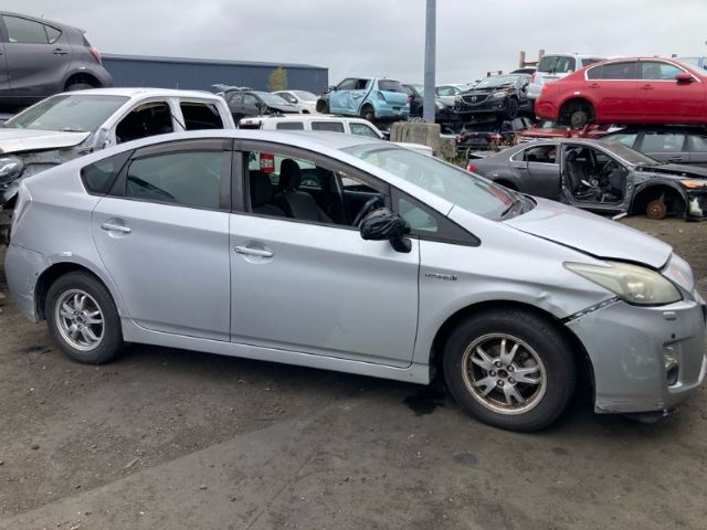 Toyota Prius ZVW30 09-15