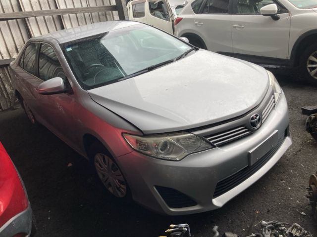 Toyota Camry ASV50