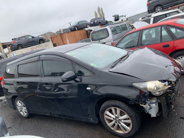 Toyota Wish ZGE 2009-2017