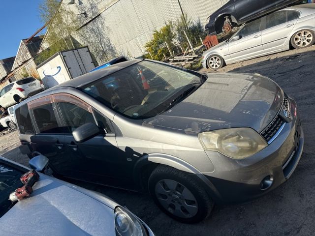 Nissan Lafesta B30 2004-2011