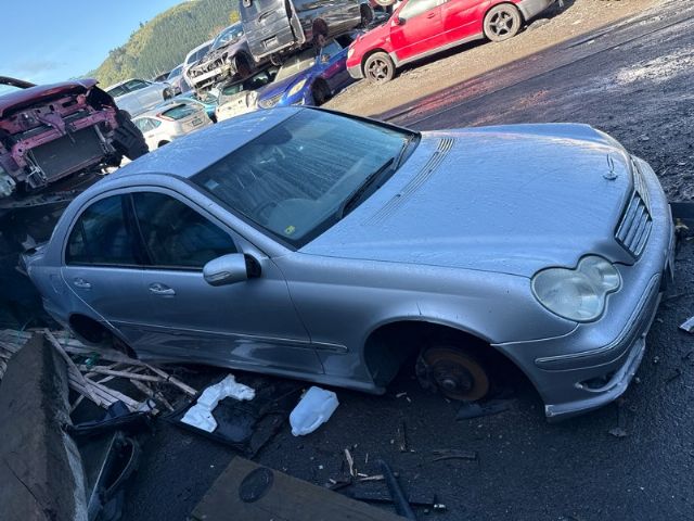 Mercedes-Benz C Class 200