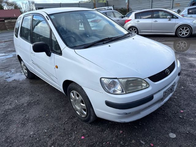 Toyota Spacia/Spacio AE111 1996-2000