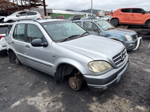 Mercedes-Benz ML W163 1998-2005