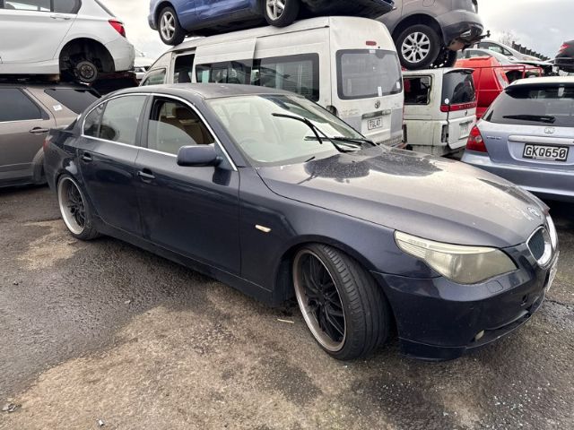 BMW 5 Series 523i