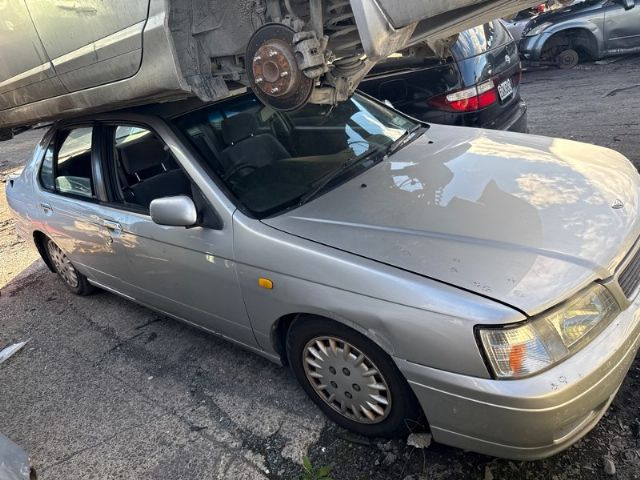 Nissan Bluebird U14 1996-1998