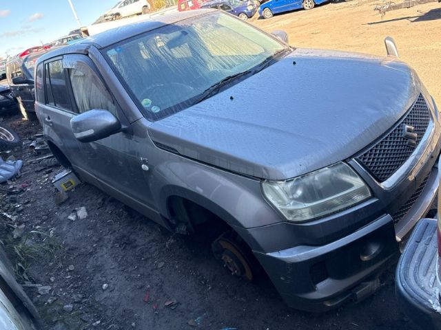 Suzuki Escudo TDA4W