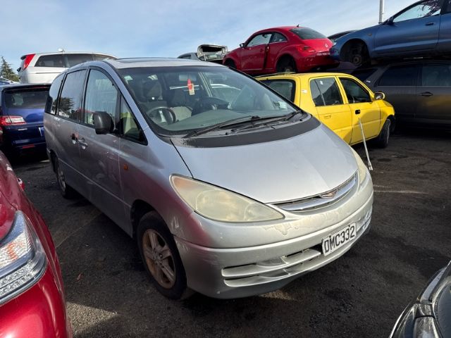 Toyota Estima MCR30