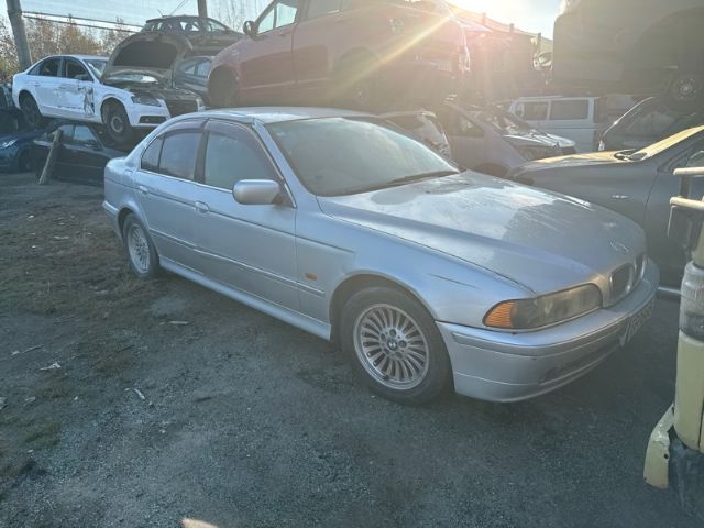 BMW 5 Series 525