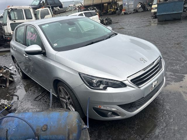 Peugeot 308 T9 2013-2016