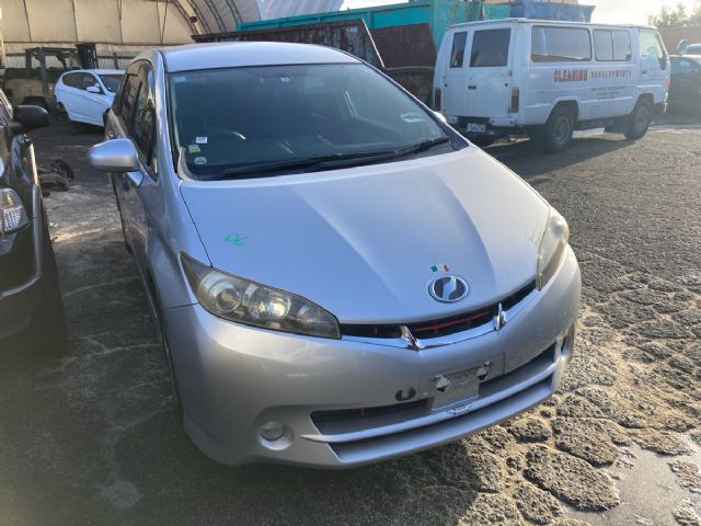 Toyota Wish ZGE20