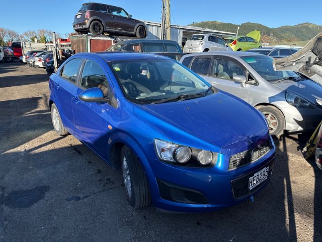 Holden Barina SB 04/94-04/01