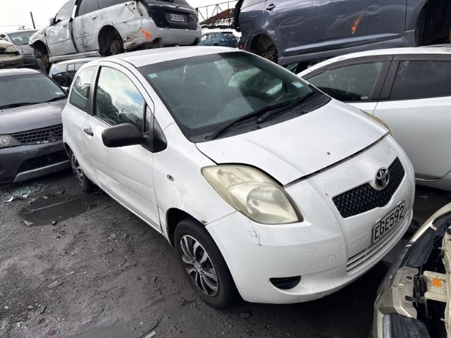 Toyota Yaris SCP92