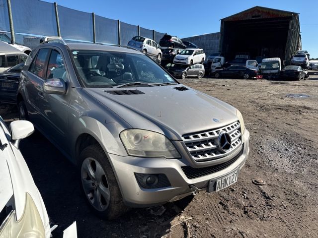 Mercedes-Benz ML 320