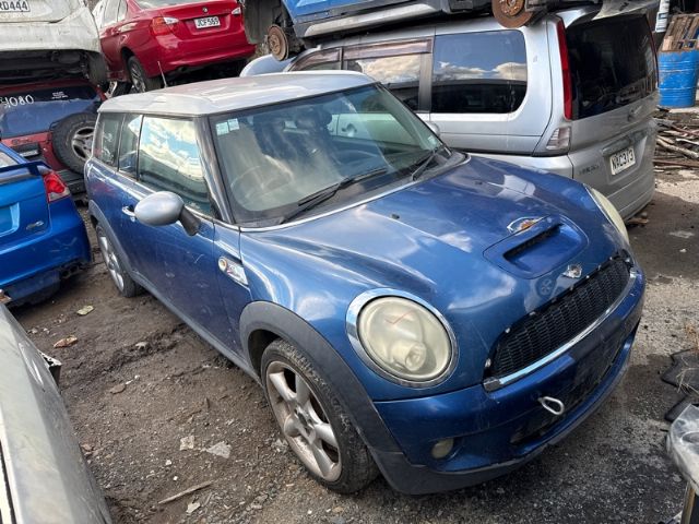 Mini Cooper S R55 2006-2010