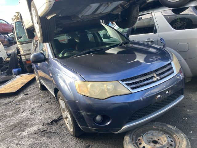Mitsubishi Outlander CW5W 2003-2005