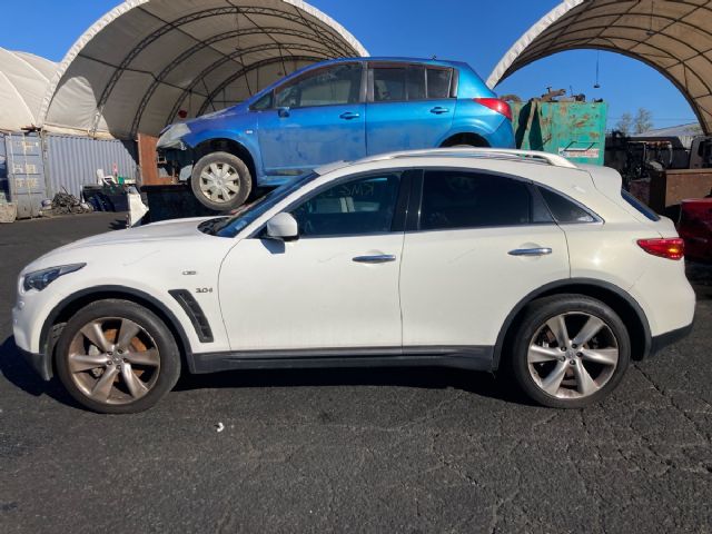 Infiniti QX70 S51 2008-2013